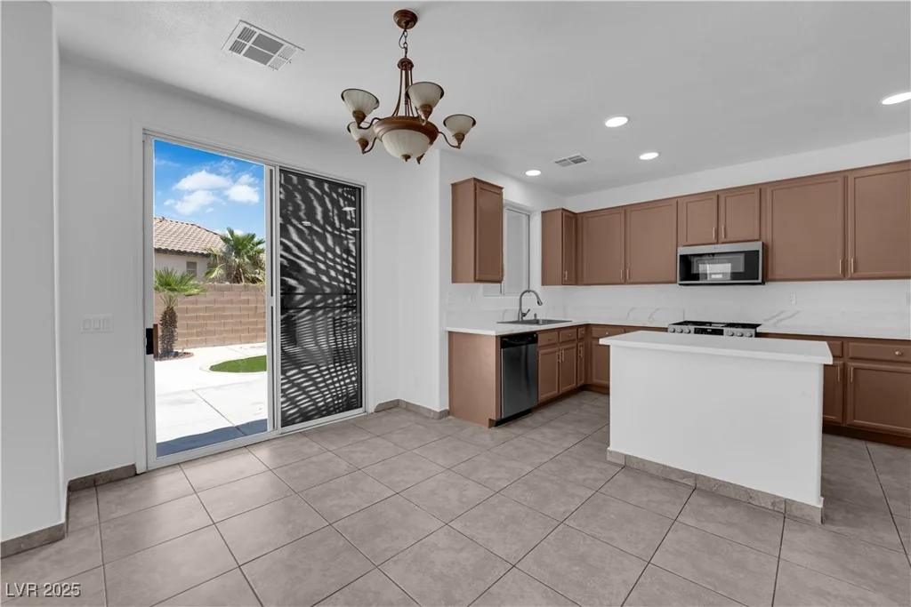 11010 Santorini, Las Vegas, NV 89141