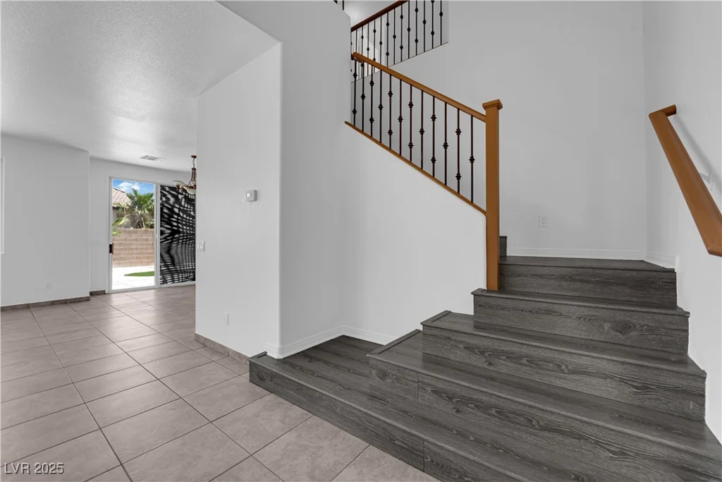 11010 Santorini, Las Vegas, NV 89141