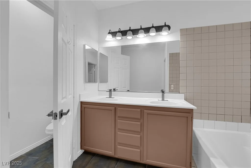 11010 Santorini, Las Vegas, NV 89141