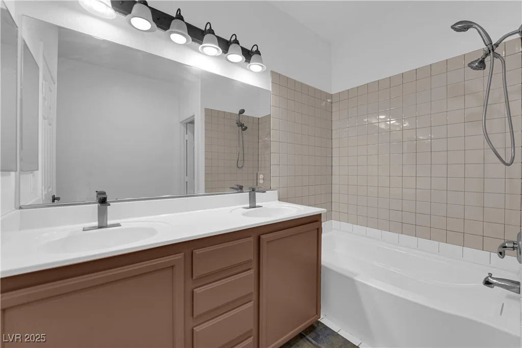 11010 Santorini, Las Vegas, NV 89141