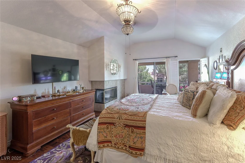 5046 Crooked Stick, Las Vegas, NV 89113