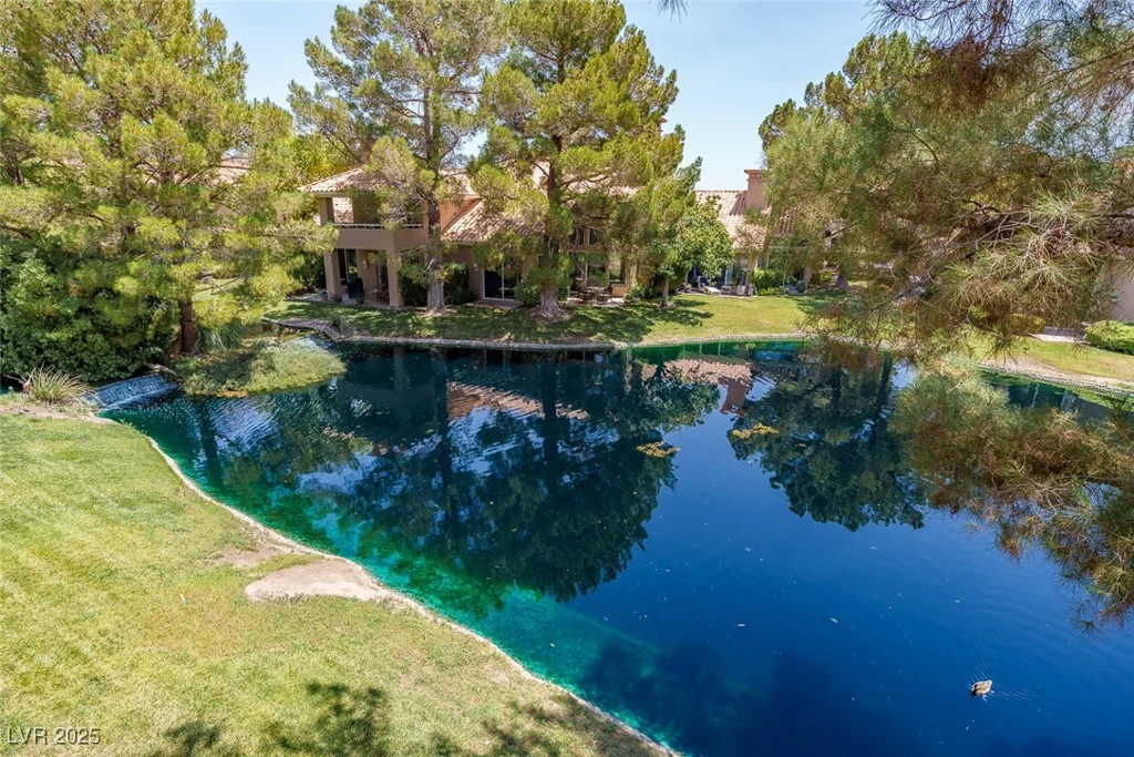 5046 Crooked Stick, Las Vegas, NV 89113