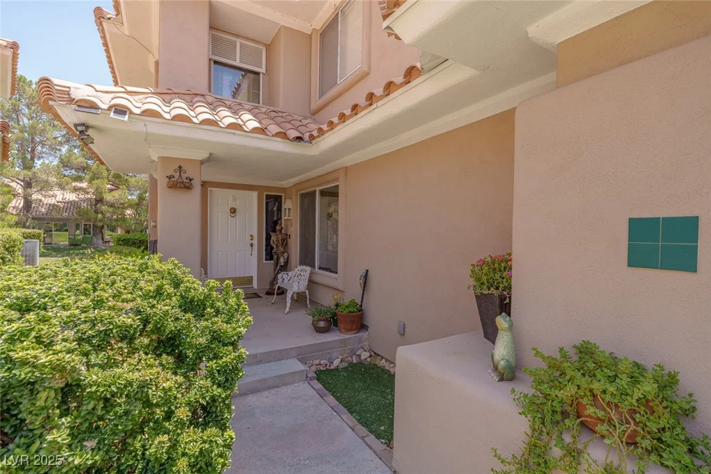 5046 Crooked Stick, Las Vegas, NV 89113