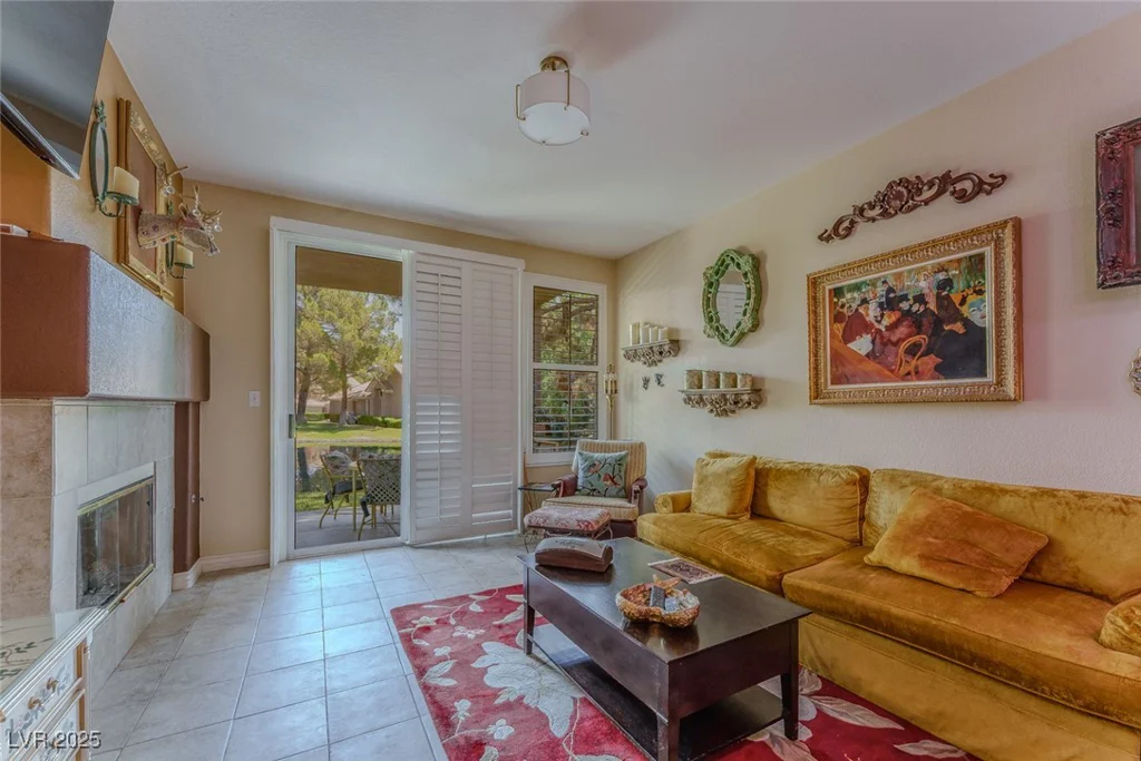5046 Crooked Stick, Las Vegas, NV 89113