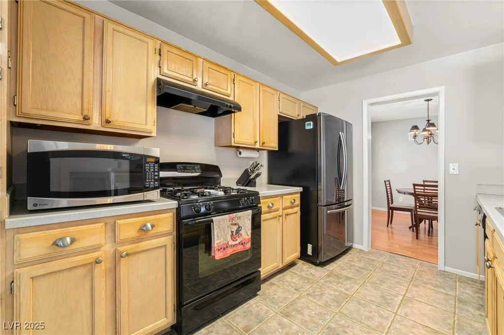 1337 Maplegrove, Las Vegas, NV 89108