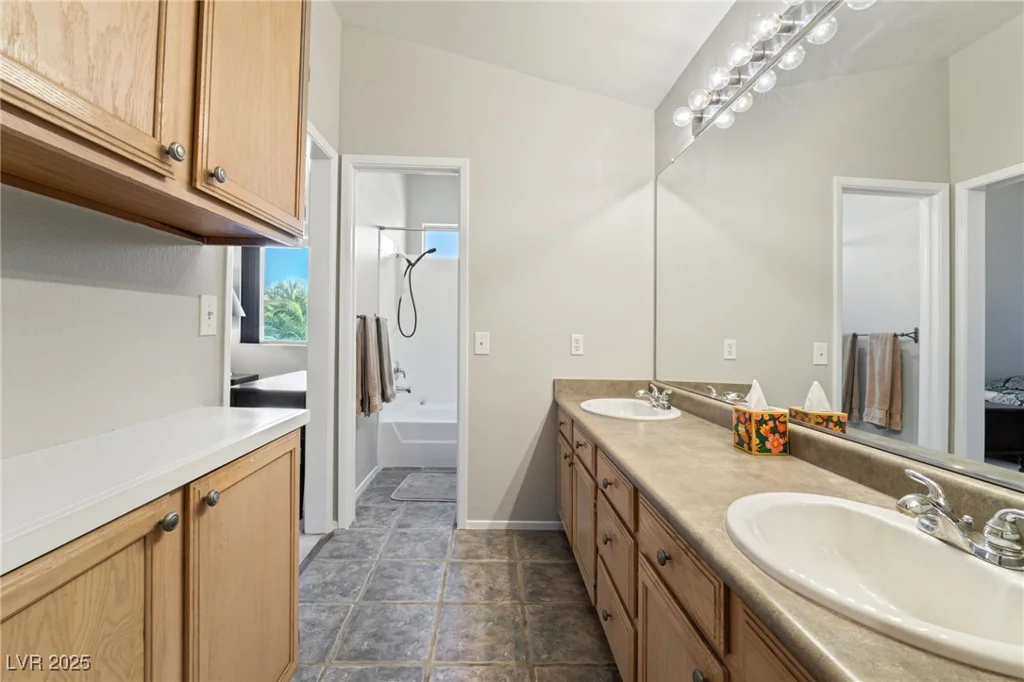 1337 Maplegrove, Las Vegas, NV 89108