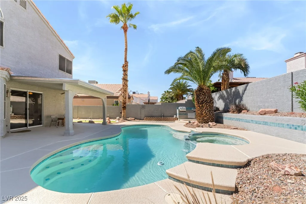 1337 Maplegrove, Las Vegas, NV 89108