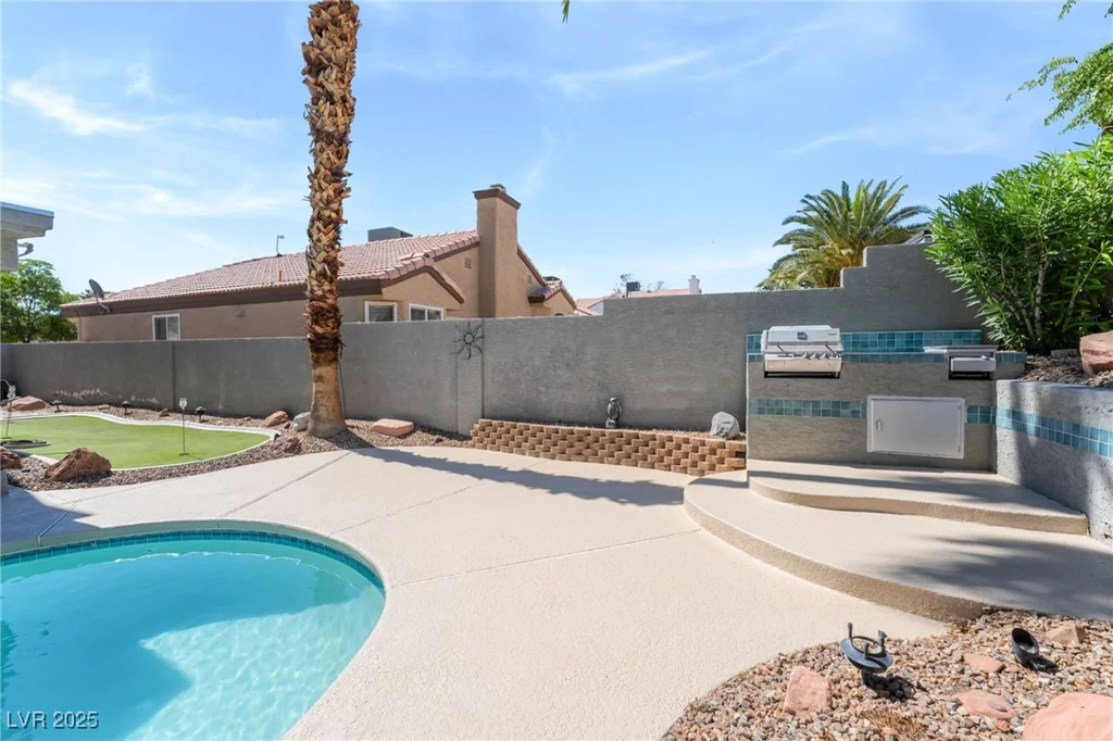 1337 Maplegrove, Las Vegas, NV 89108