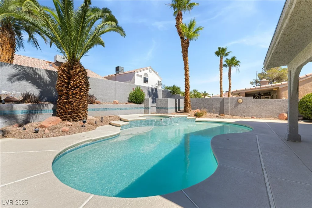 1337 Maplegrove, Las Vegas, NV 89108