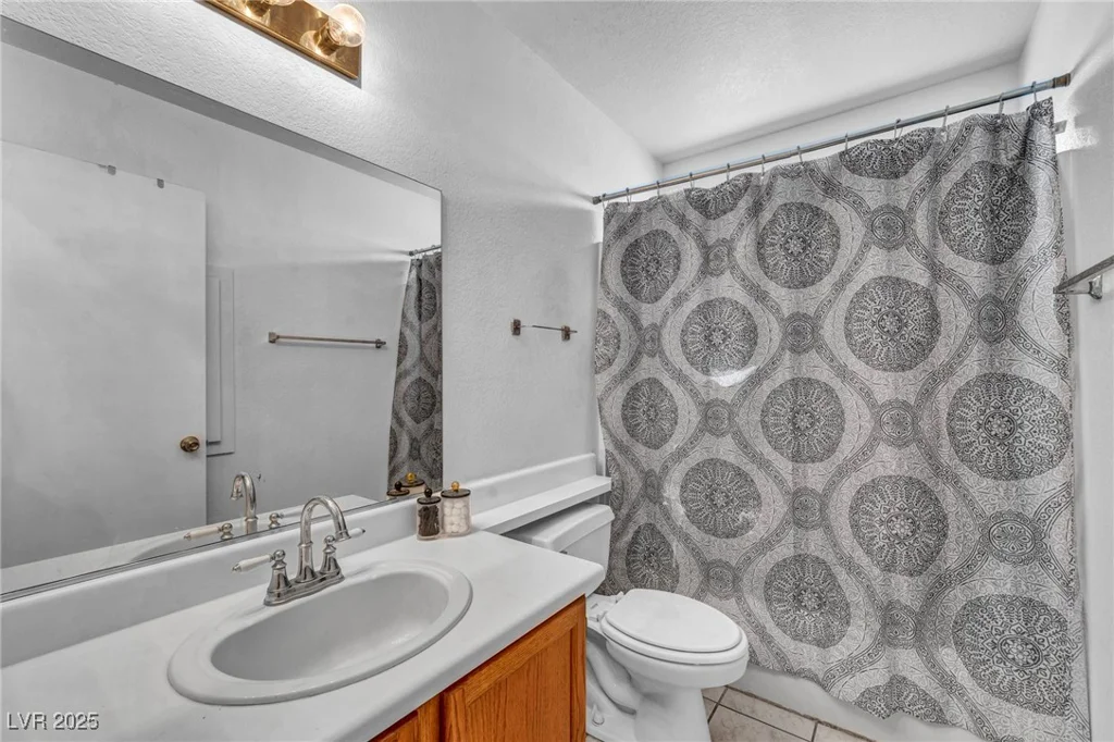 2165 Saint Paul, Las Vegas, NV 89104