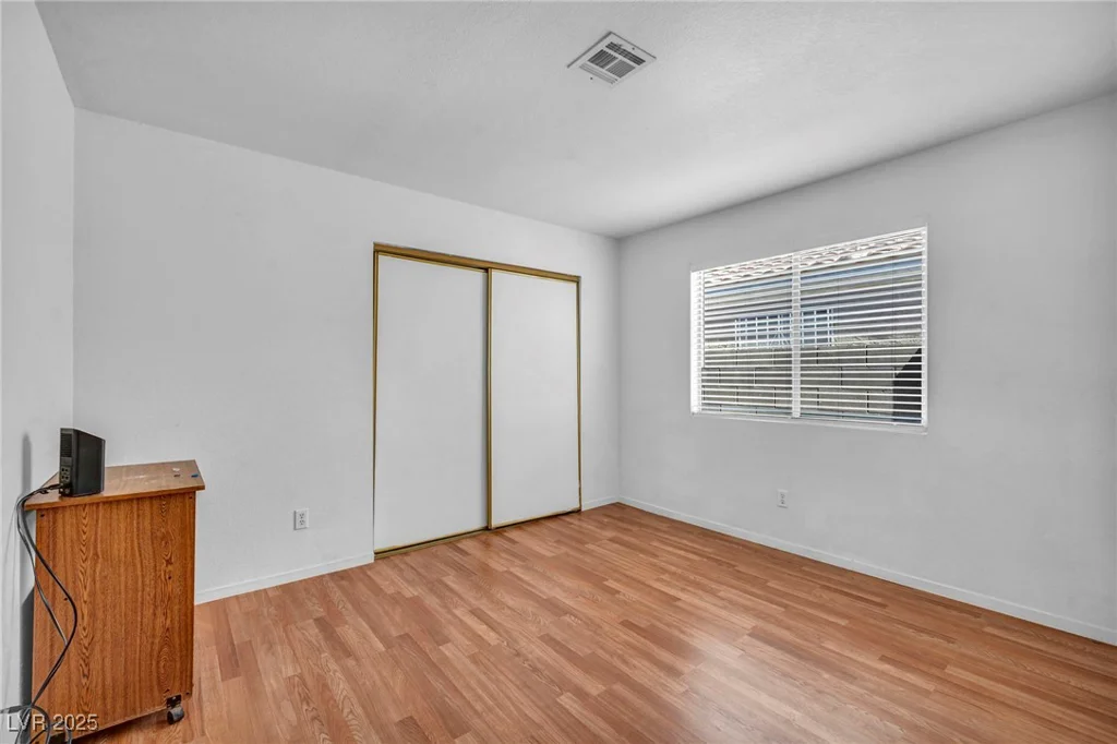 2165 Saint Paul, Las Vegas, NV 89104