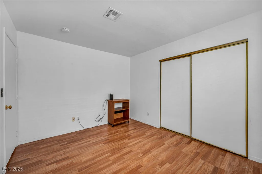 2165 Saint Paul, Las Vegas, NV 89104