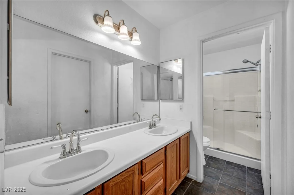 2165 Saint Paul, Las Vegas, NV 89104
