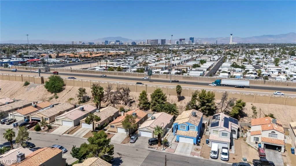 2165 Saint Paul, Las Vegas, NV 89104