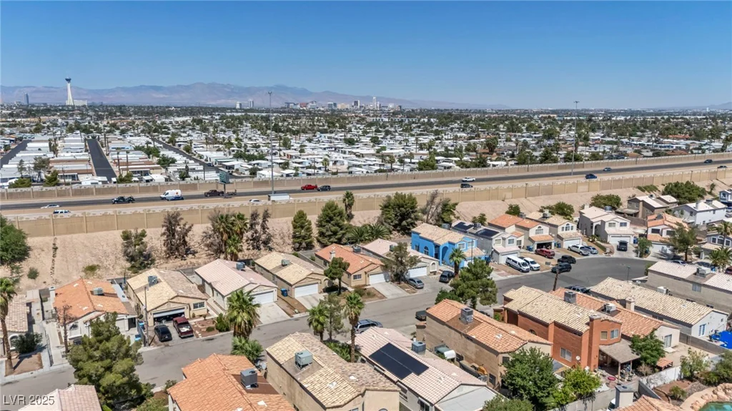 2165 Saint Paul, Las Vegas, NV 89104