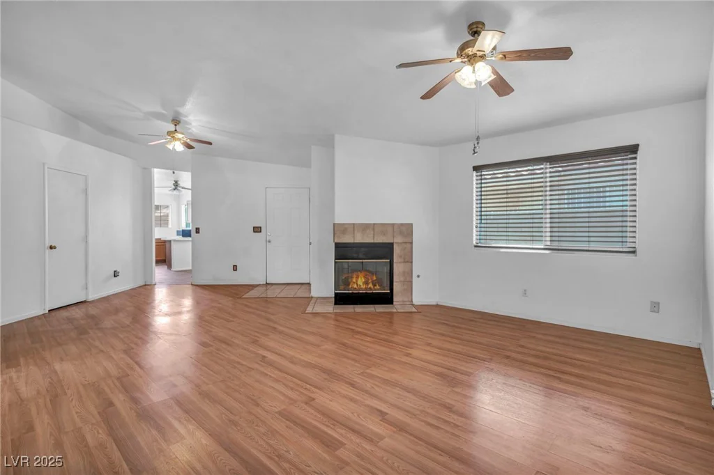 2165 Saint Paul, Las Vegas, NV 89104