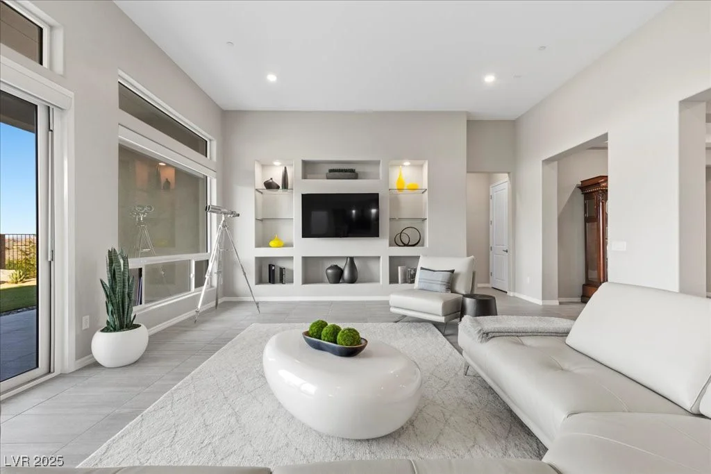 70 Aster Beach, Henderson, NV 89011