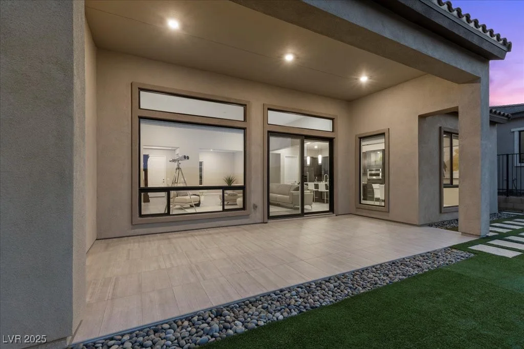 70 Aster Beach, Henderson, NV 89011