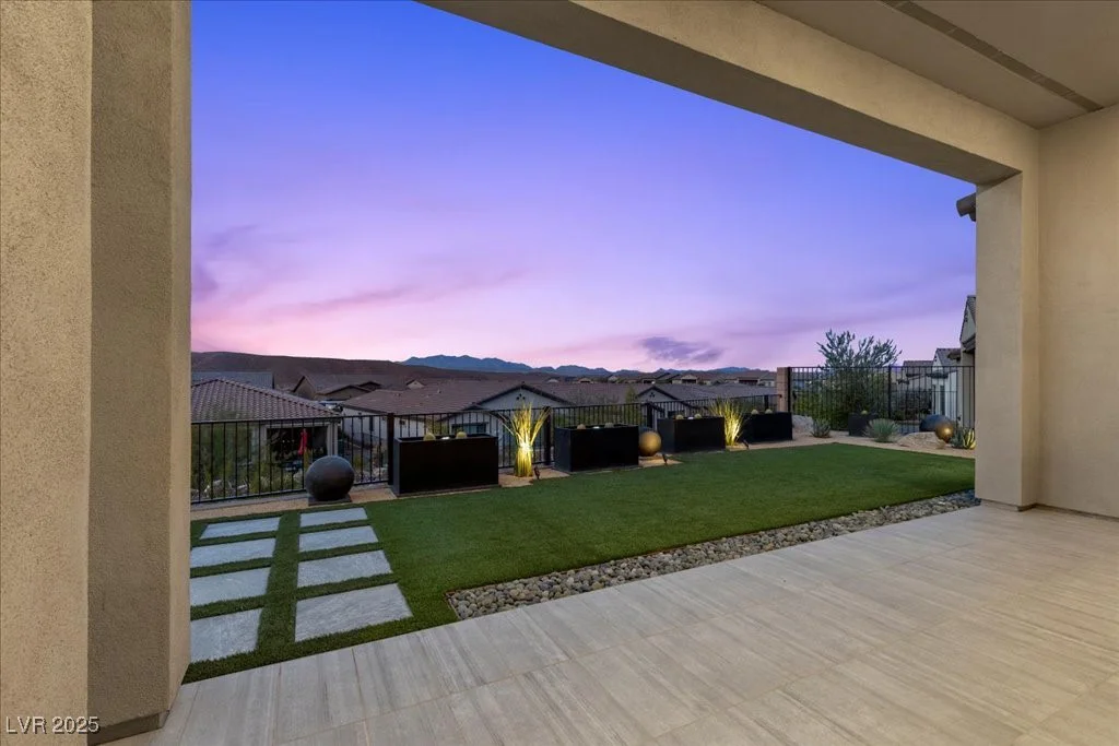70 Aster Beach, Henderson, NV 89011