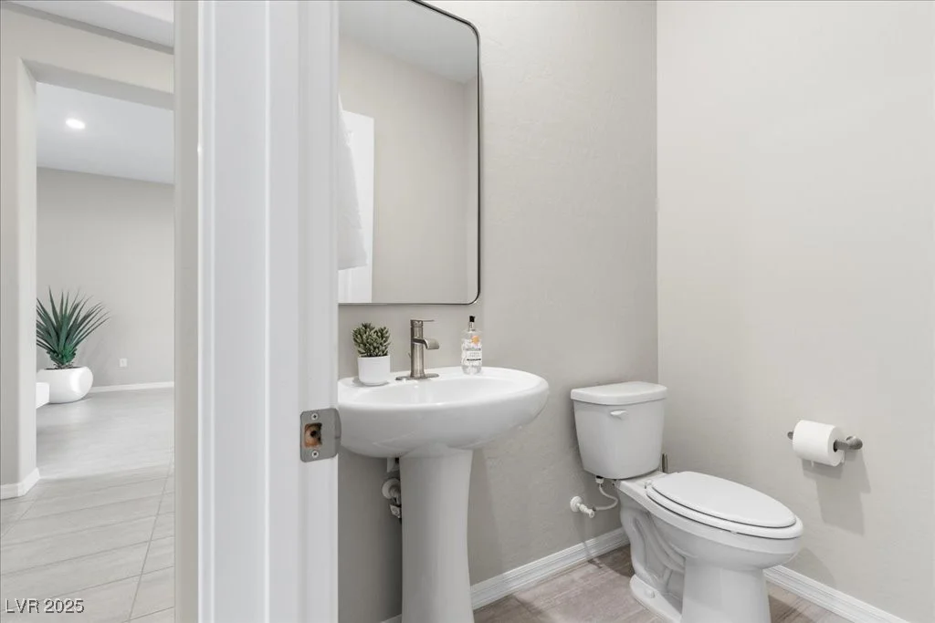 70 Aster Beach, Henderson, NV 89011