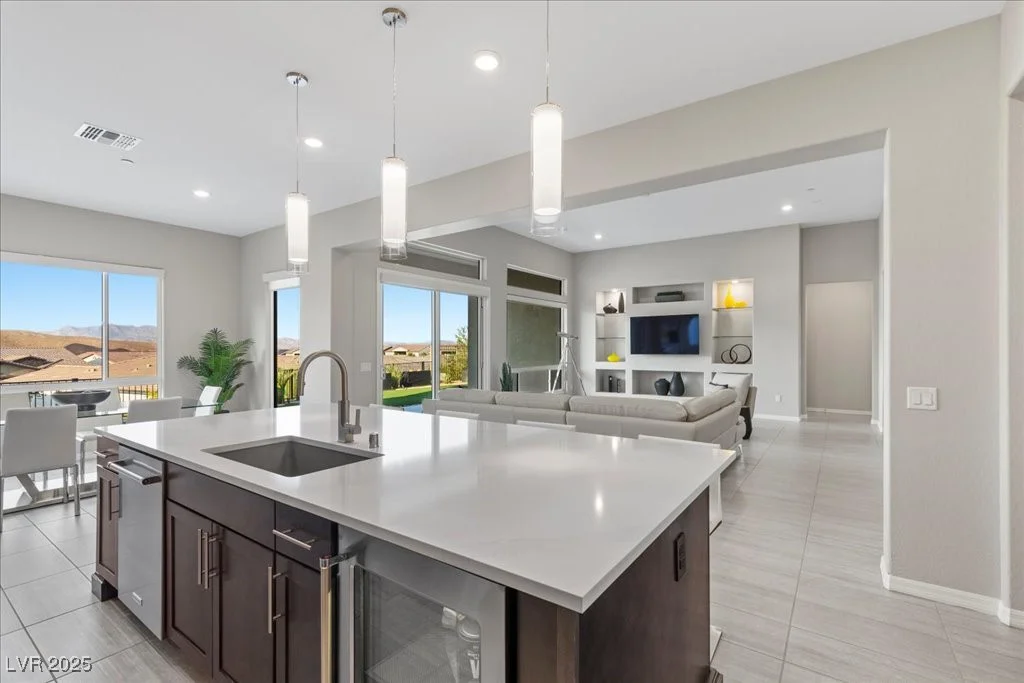 70 Aster Beach, Henderson, NV 89011