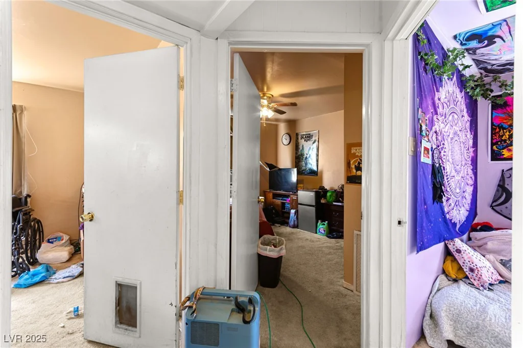 5225 Saratoga, Las Vegas, NV 89120