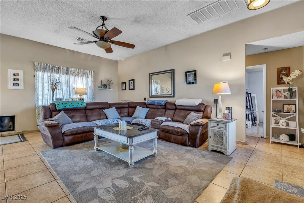 475 Opal, Henderson, NV 89015