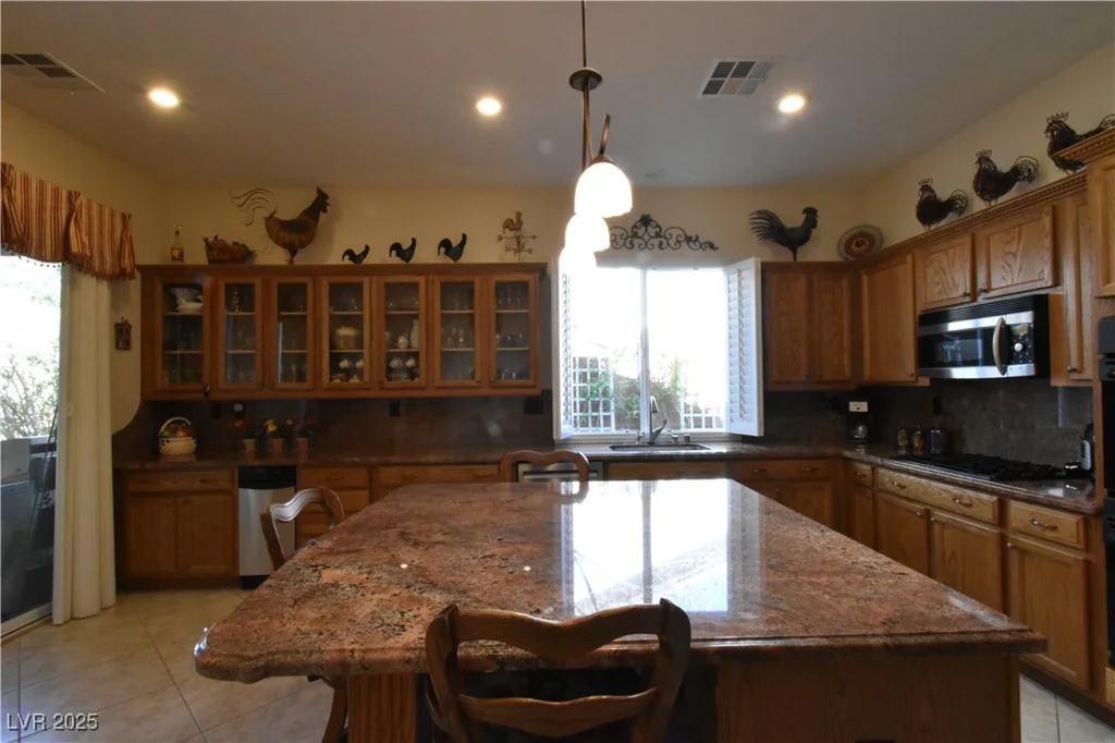 7325 Rustic Crest, Las Vegas, NV 89149