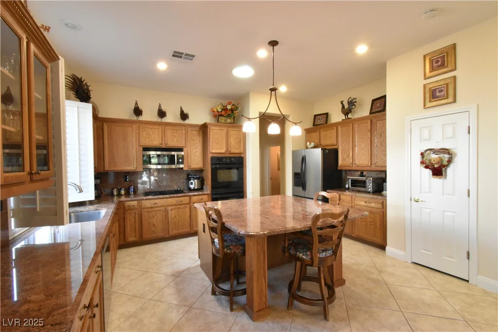 7325 Rustic Crest, Las Vegas, NV 89149