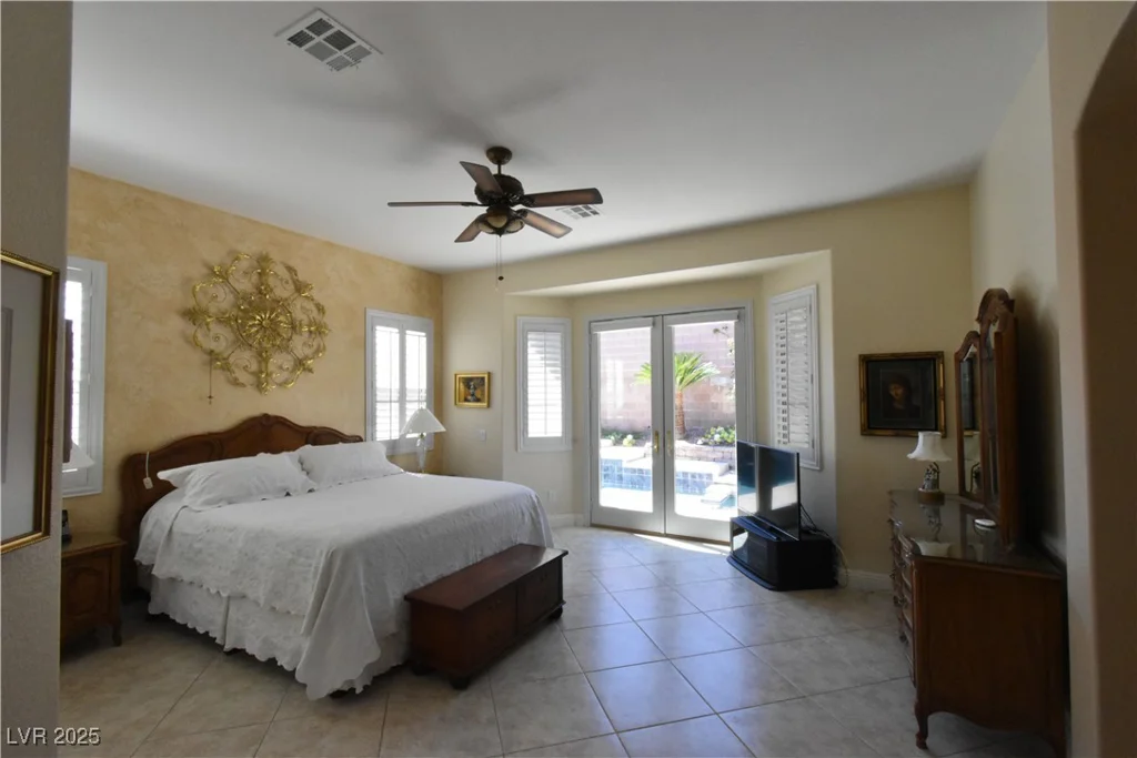 7325 Rustic Crest, Las Vegas, NV 89149