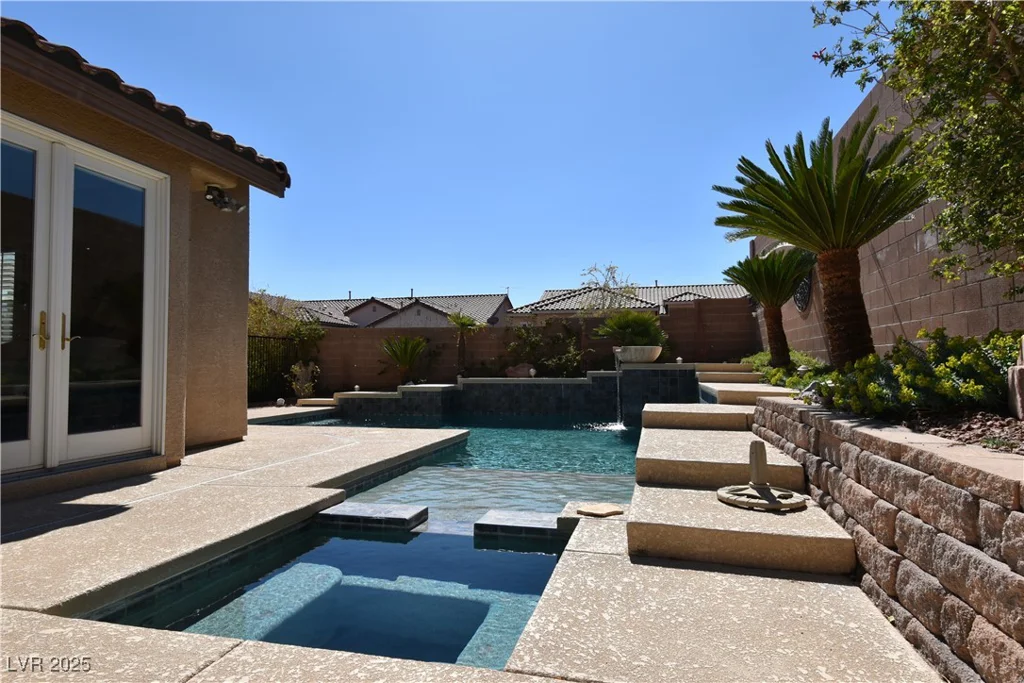 7325 Rustic Crest, Las Vegas, NV 89149
