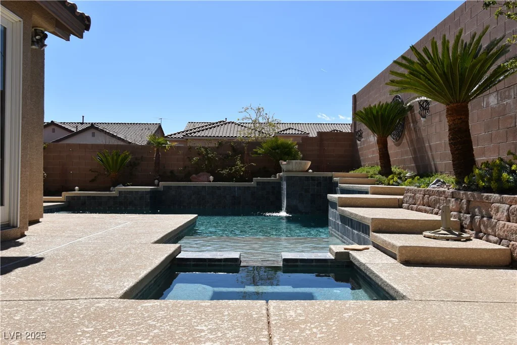 7325 Rustic Crest, Las Vegas, NV 89149