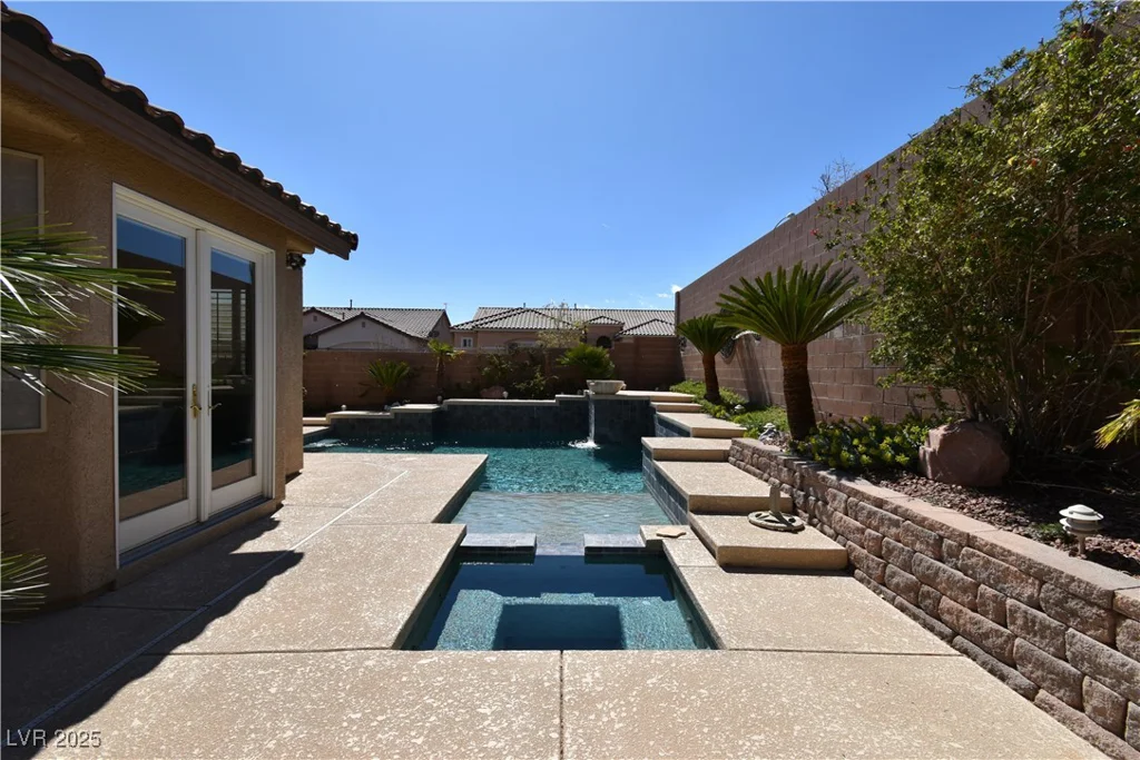 7325 Rustic Crest, Las Vegas, NV 89149