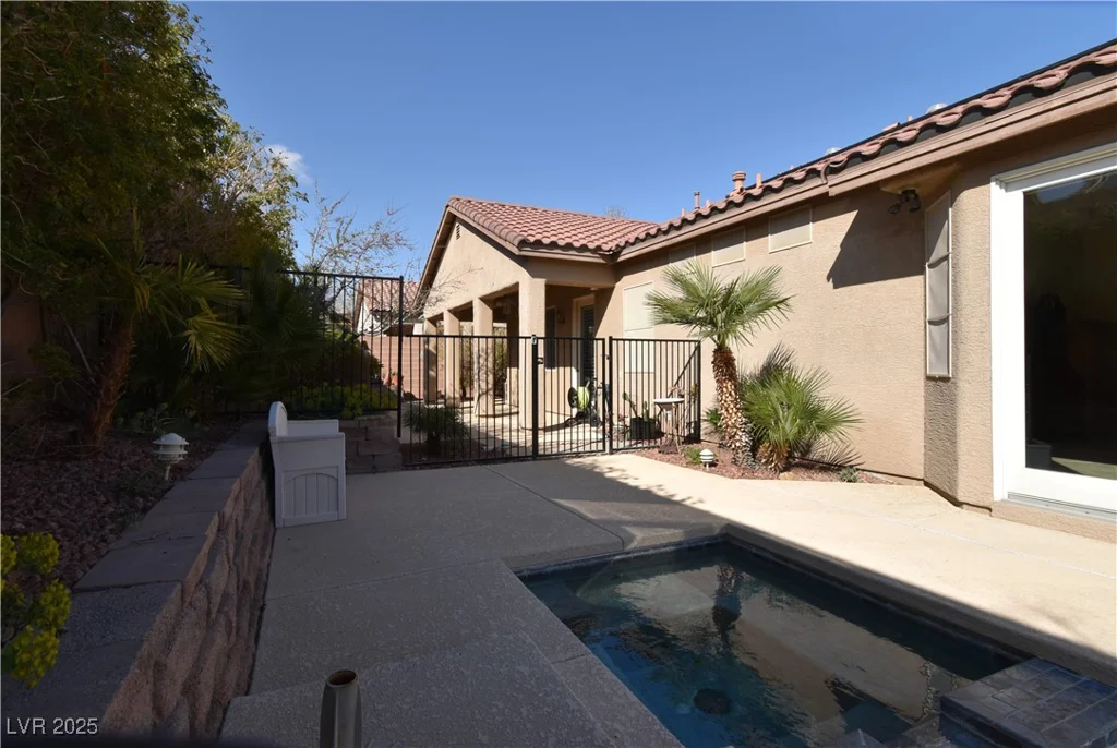 7325 Rustic Crest, Las Vegas, NV 89149