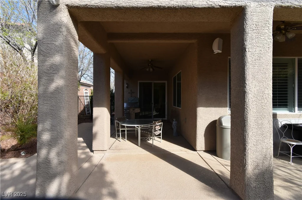 7325 Rustic Crest, Las Vegas, NV 89149