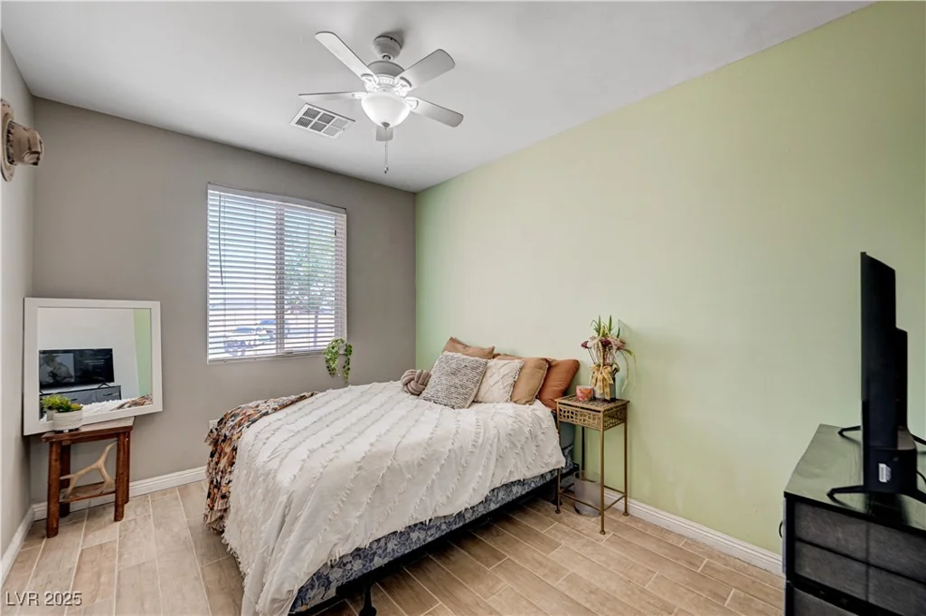 4045 River Heights, Logandale, NV 89021