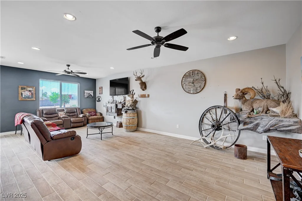 4045 River Heights, Logandale, NV 89021