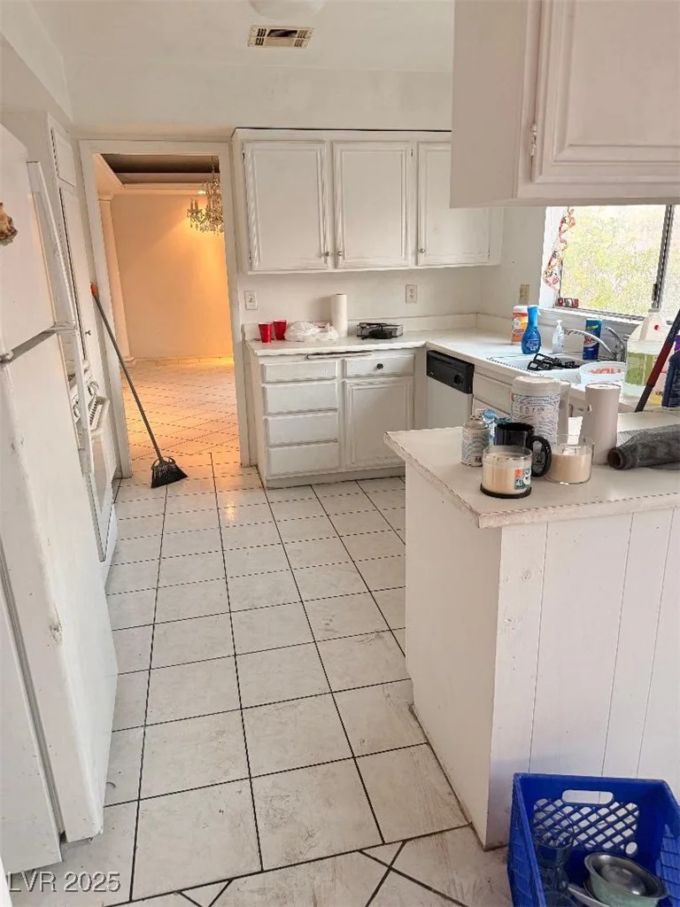 4274 Butterfield, Las Vegas, NV 89103