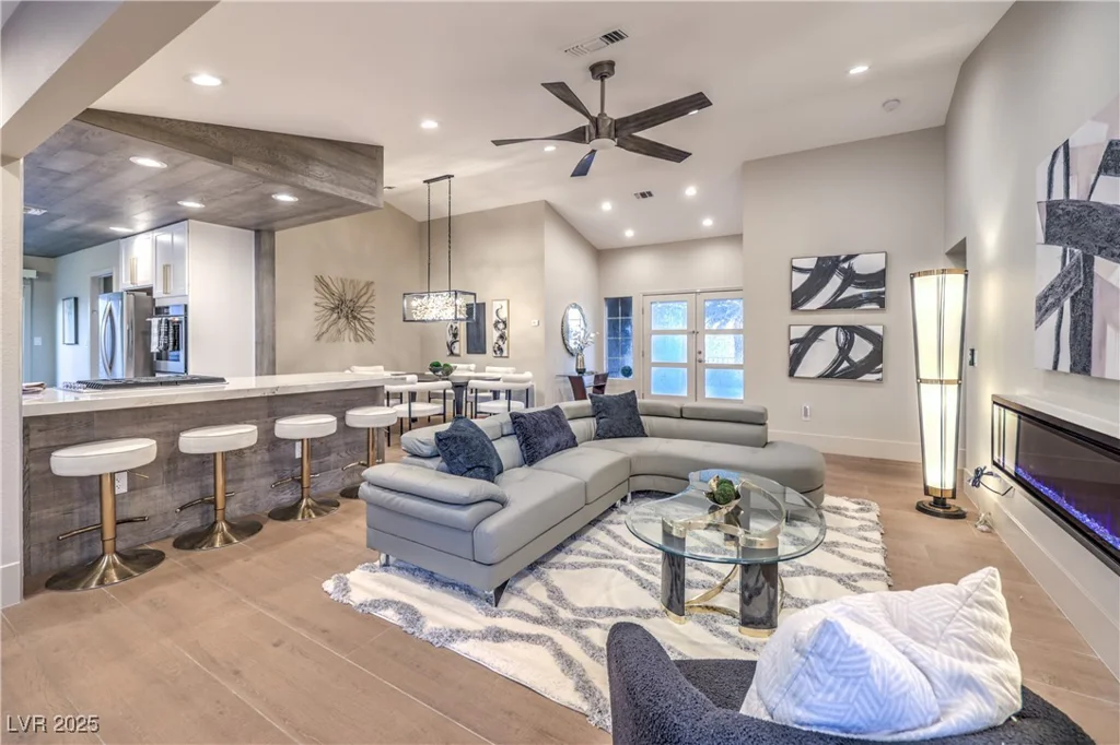 3101 Hayden, Las Vegas, NV 89134