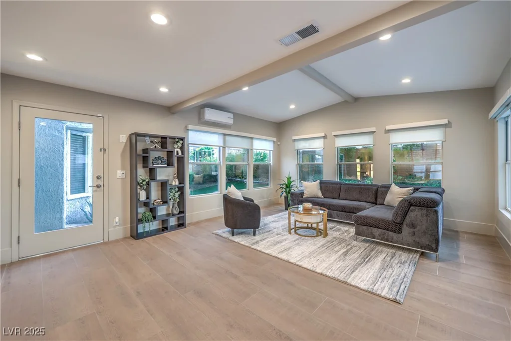 3101 Hayden, Las Vegas, NV 89134