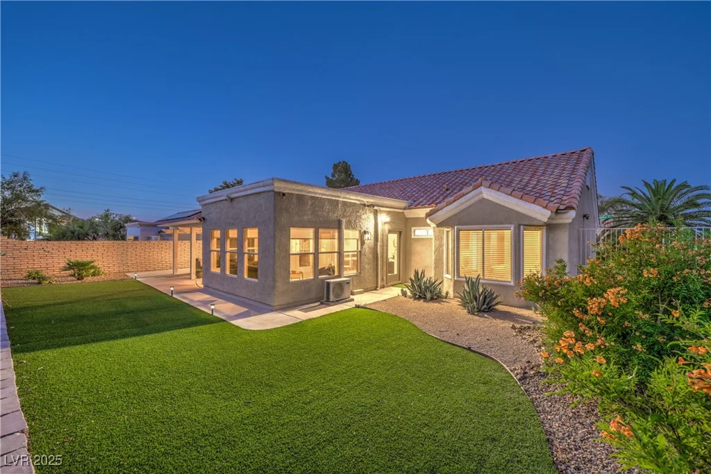 3101 Hayden, Las Vegas, NV 89134