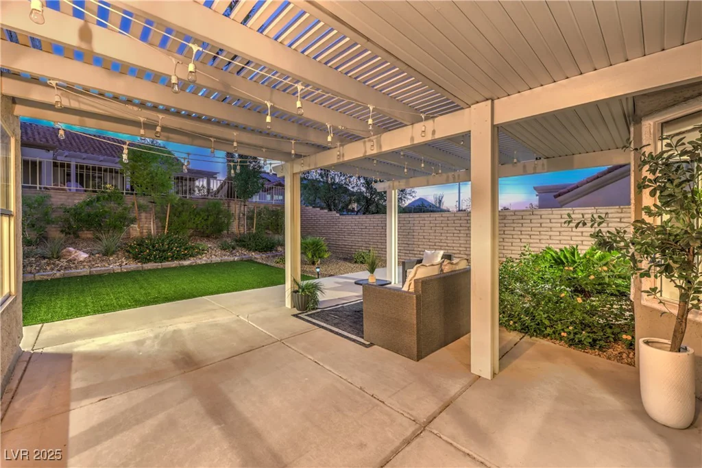 3101 Hayden, Las Vegas, NV 89134