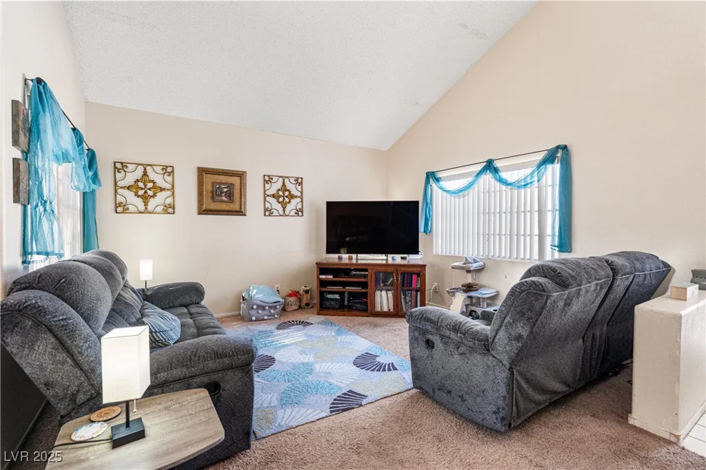 305 Salinas, Henderson, NV 89014