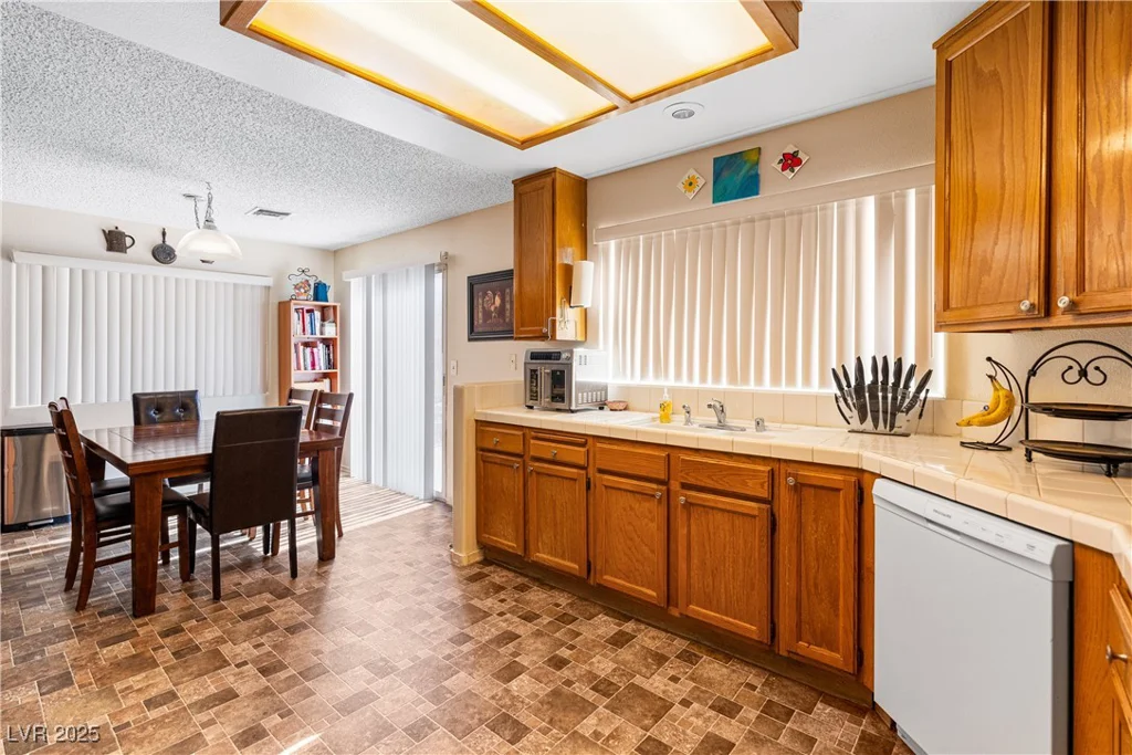 305 Salinas, Henderson, NV 89014