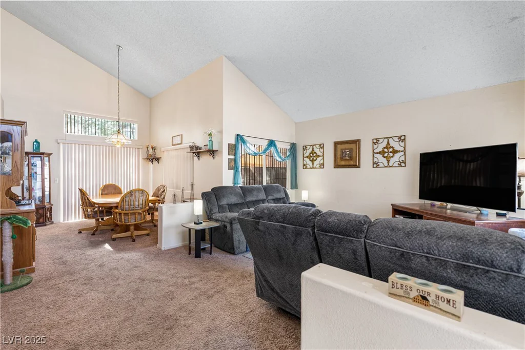 305 Salinas, Henderson, NV 89014