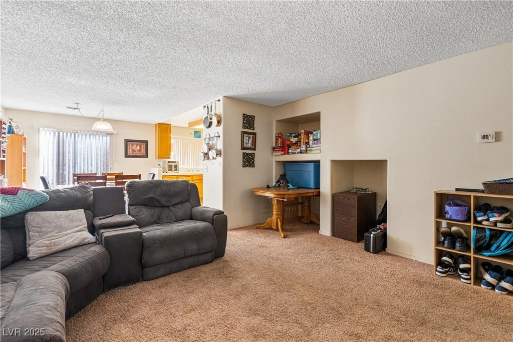 305 Salinas, Henderson, NV 89014
