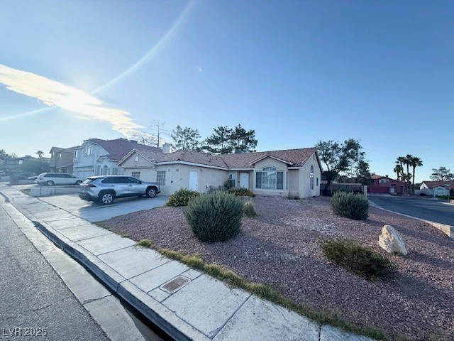 6428 Crystal Dew, Las Vegas, NV 89118