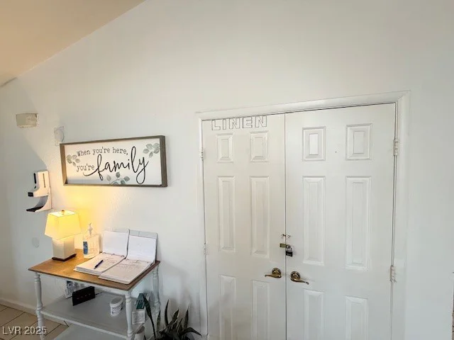 6428 Crystal Dew, Las Vegas, NV 89118