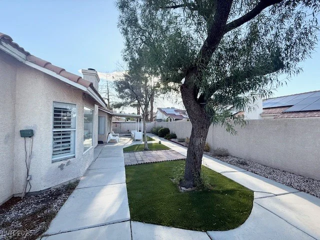 6428 Crystal Dew, Las Vegas, NV 89118