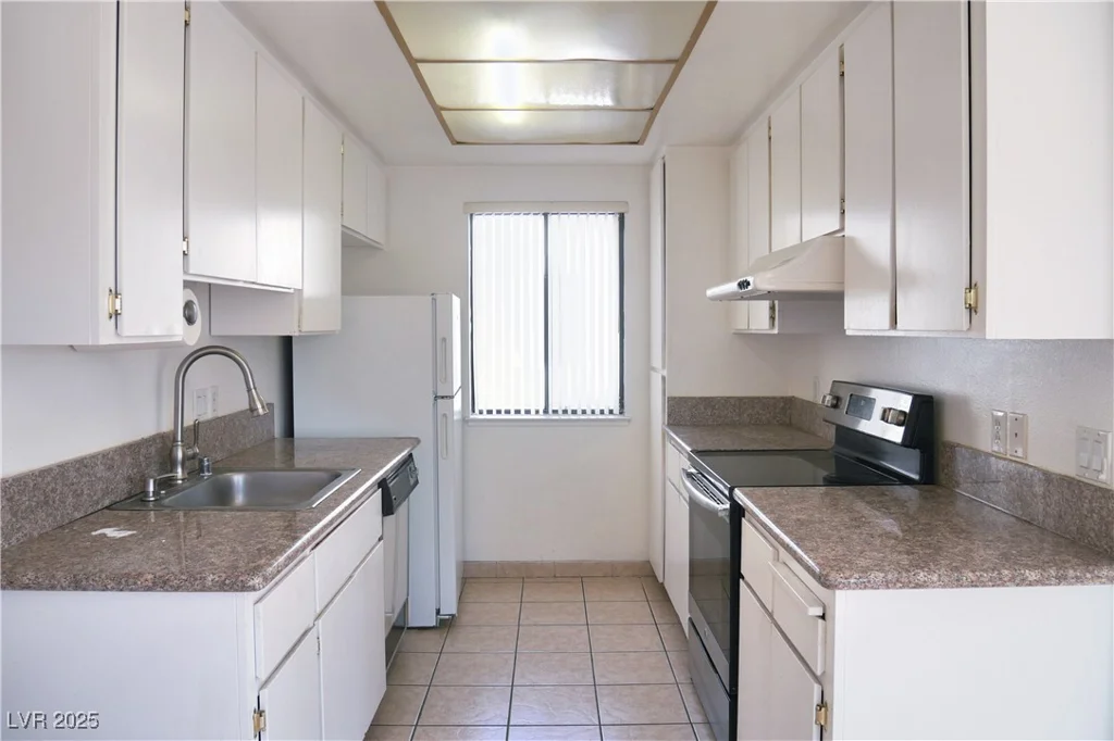 4320 Gannet, Las Vegas, NV 89103